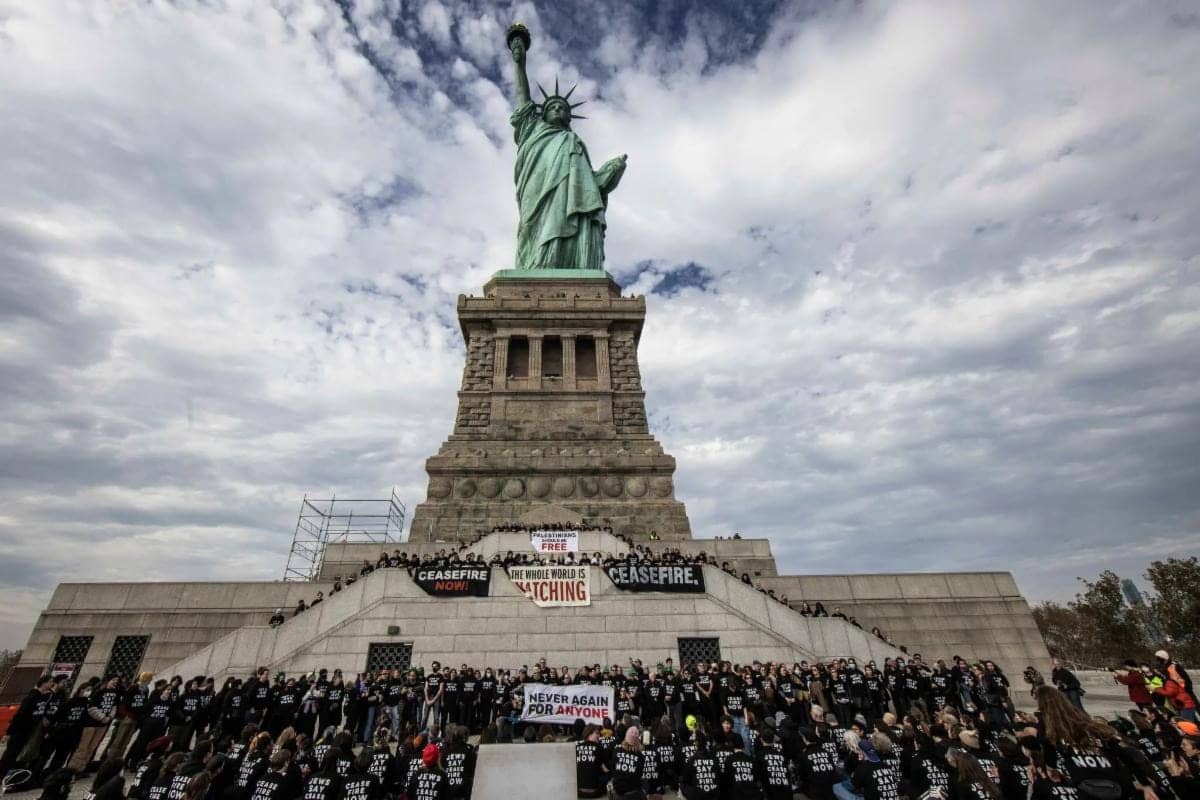 Statue-of-Liberty-protest-demands-ceasefire-in-Gaza-110623, Mumia on Gaza: War against the fleas, Featured World News & Views 