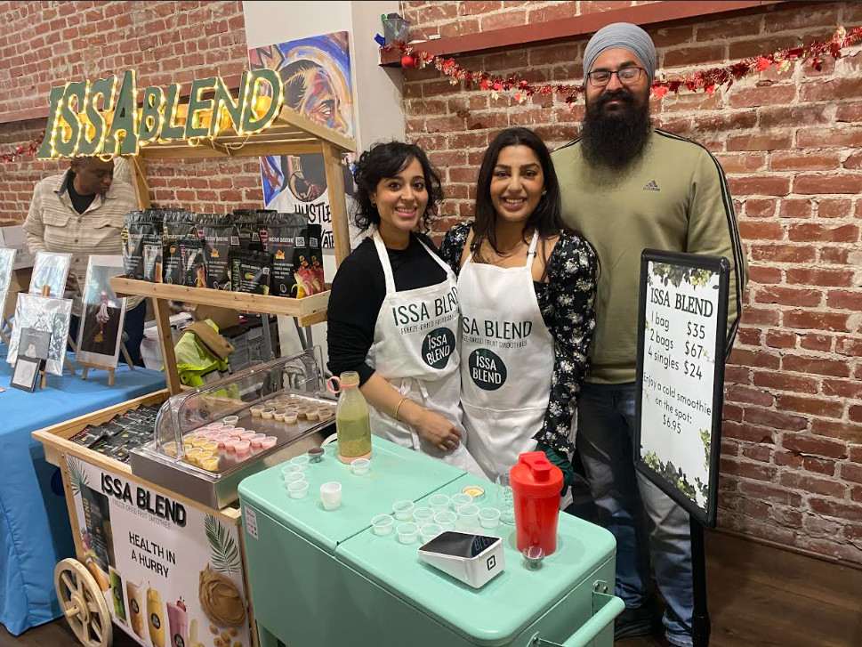 jasmine-owner-of-issa-blend-smoothies, BAOBOB Holiday Express Pop Up Market in Oakland, Local News & Views 