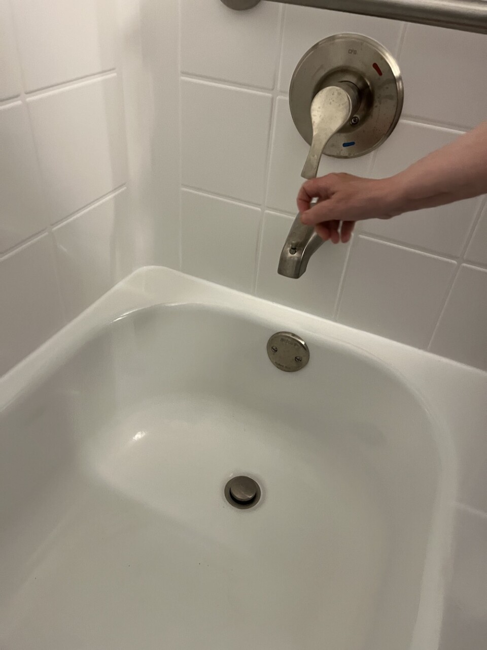 sylvia-tub, Missing windows, broken locks: Hunters Point residents come home after renovations, Featured Local News & Views 