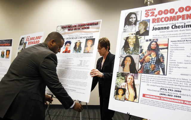 fbi-anti-assata-chesimard-posters-press-conf-by-nj-state-police-fbi-at-fbi-newark-050213-by-ed-murray-star-ledger, The life path that led me to meet Assata Shakur, Featured World News & Views 