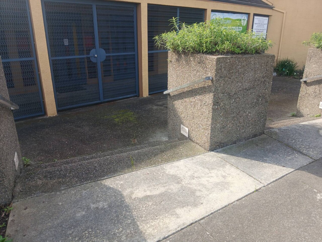 crumbling-ramp-and-slick-uneven-pavement-at-meeting-room-entrance-glenridge-co-op-by-tabari-morris, Broken promise: HUD co-ops and the fight for Black San Francisco, Local News & Views News & Views crumbling-ramp-and-slick-uneven-pavement-at-meeting-room-entrance-glenridge-co-op-by-tabari-morris, Broken promise: HUD co-ops and the fight for Black San Francisco, Local News & Views News & Views