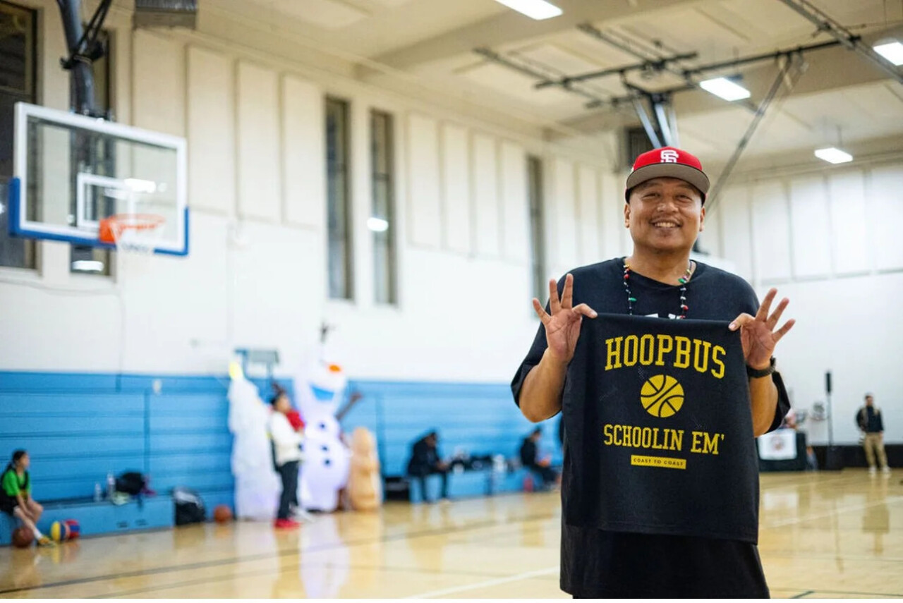 brian-velasquez-bay-area-chapter-director-for-hoop-bus.-photo-courtesy-of-hoopbus-httpswww.hoopbus.com_, Hoops for hope, News & Views brian-velasquez-bay-area-chapter-director-for-hoop-bus.-photo-courtesy-of-hoopbus-httpswww.hoopbus.com_, Hoops for hope, News & Views