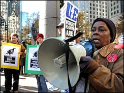 nedra-rollins-charlotte-nc-bofa-solidarity-with-chicago-sit-down-121108-by-d-hinshaw-charlotte-observer2, Victory at Republic Windows & Doors, World News & Views 